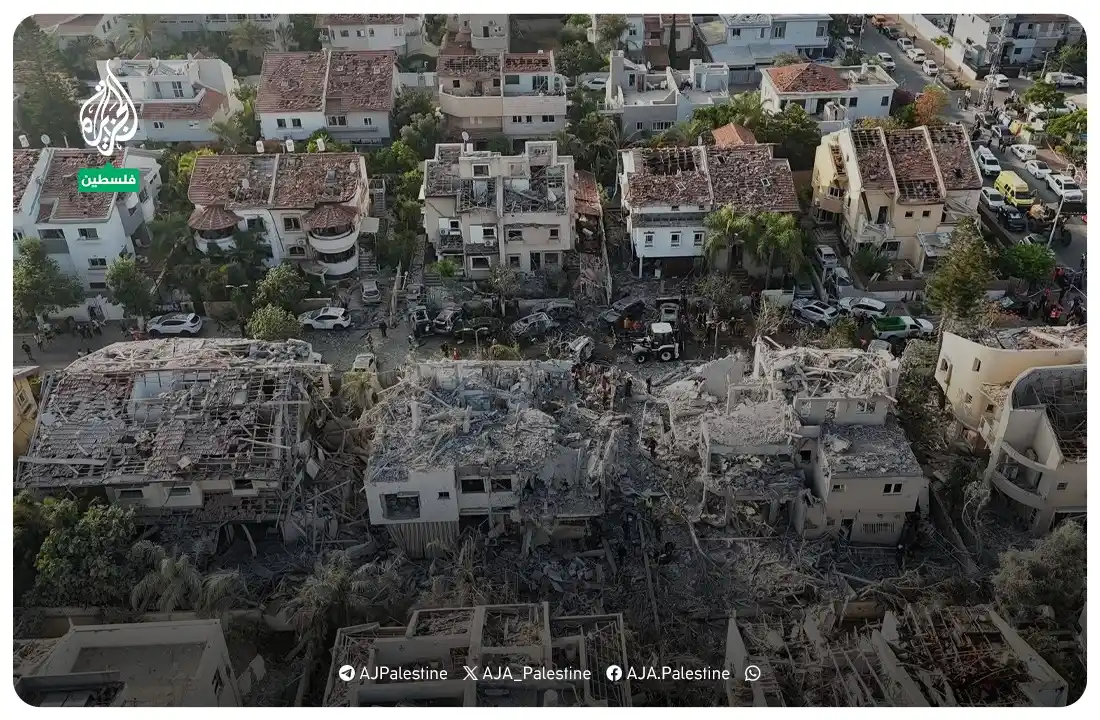 Image from الجزيرة فلسطين: دمار واسع خلفه القصف الصاروخي الإيراني في مدينة ريشون لتسيون جنوب تل أ...