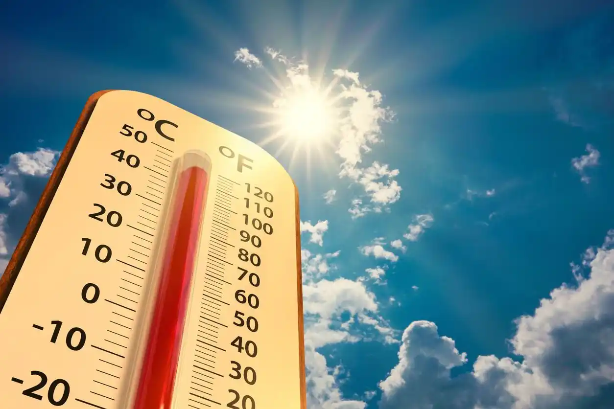 Image from Meteo.it: ☀️ *LE NOTIZIE DI OGGI* 🌙 ➡️ *Le previsioni per giovedì 12 giugno* >...