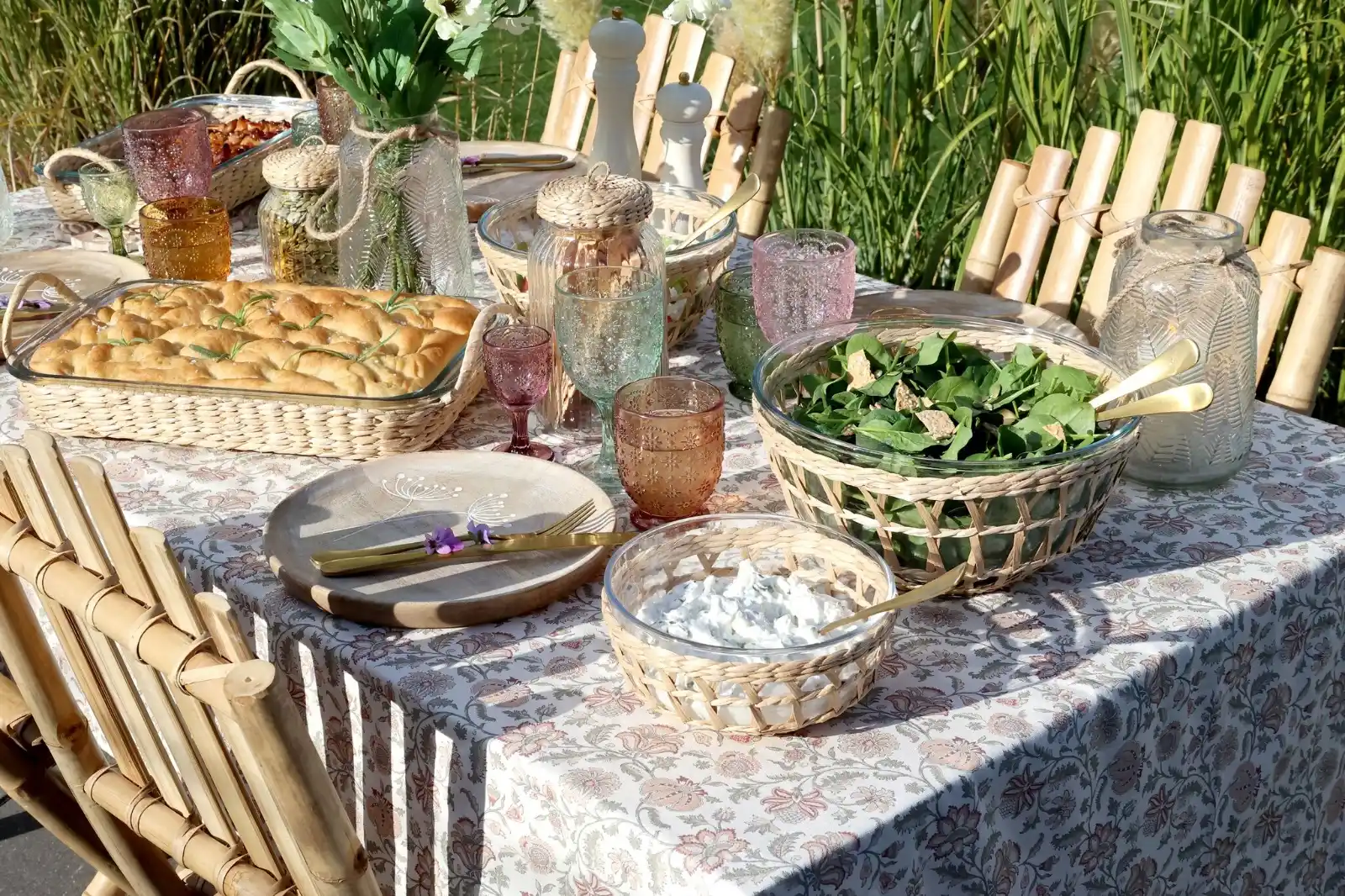 Image from SKANDEKO: 📸 Sommergenuss mit Stil 🍞🌿 Ob Auflauf, Focaccia oder ein süßer Cru...