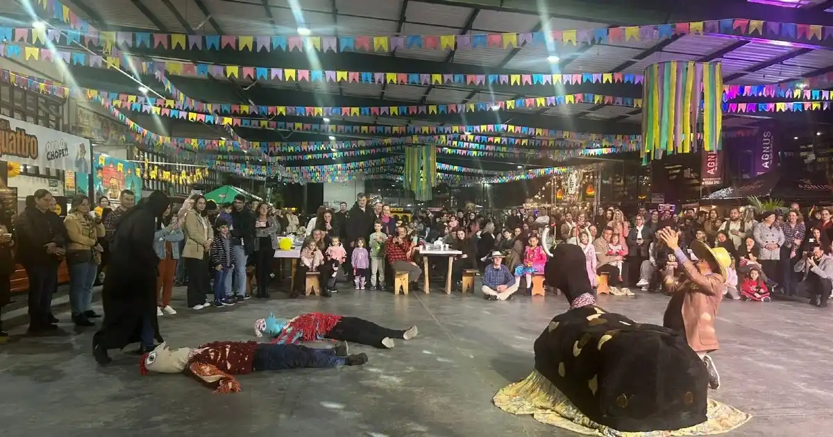Image from O Município : *Apresentação do Boi de Mamão marca abertura do Arraiá Solidário em Br...