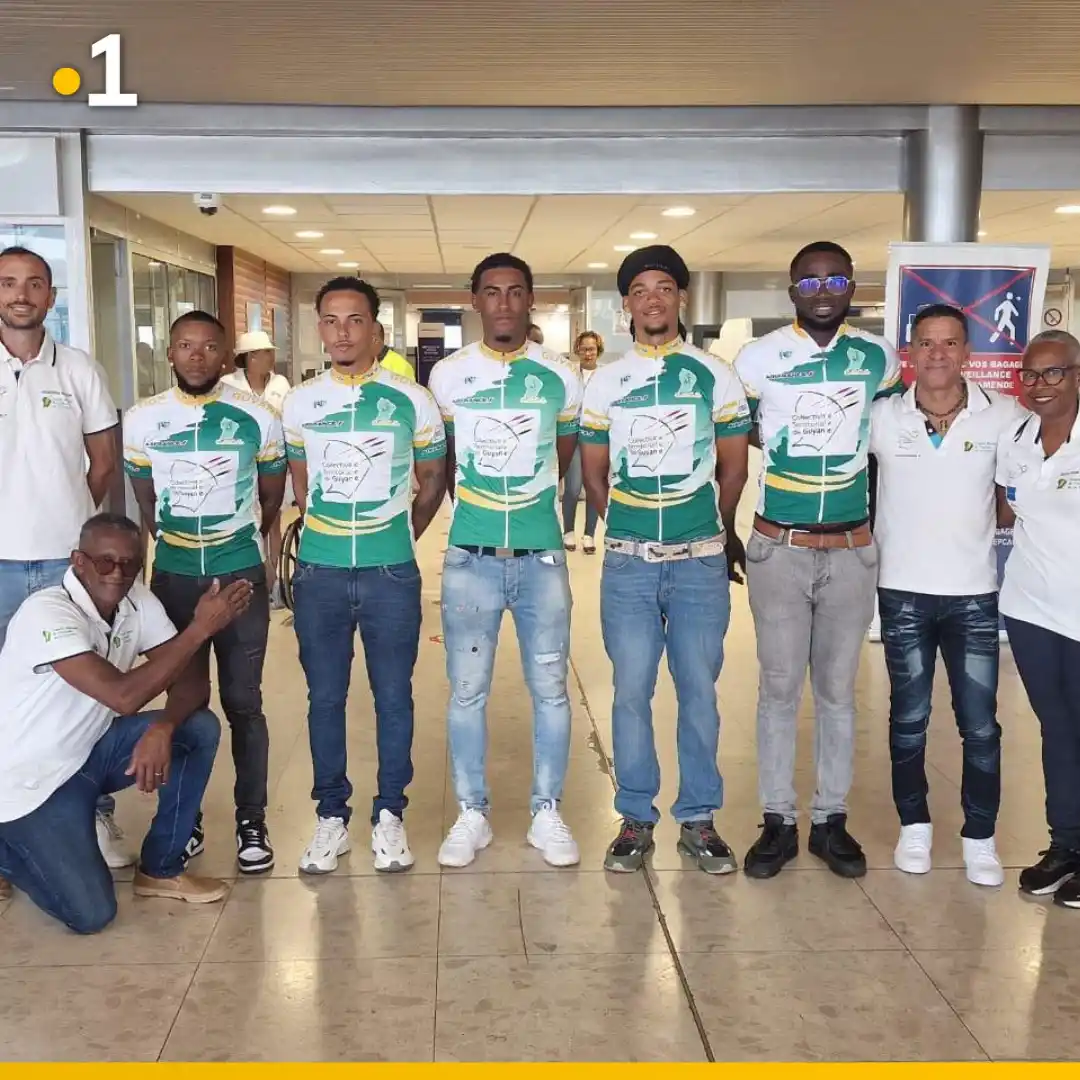 Image from Guyane La 1ère: *Cyclisme : la sélection de Guyane prête pour le championnat de France...