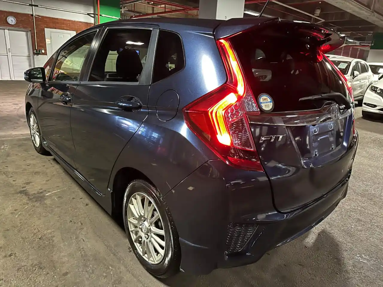 Image from Mambo Takue Customs Clearing: Honda Fit Hybrid Good fuel saver Good for inDrive and personal use ...