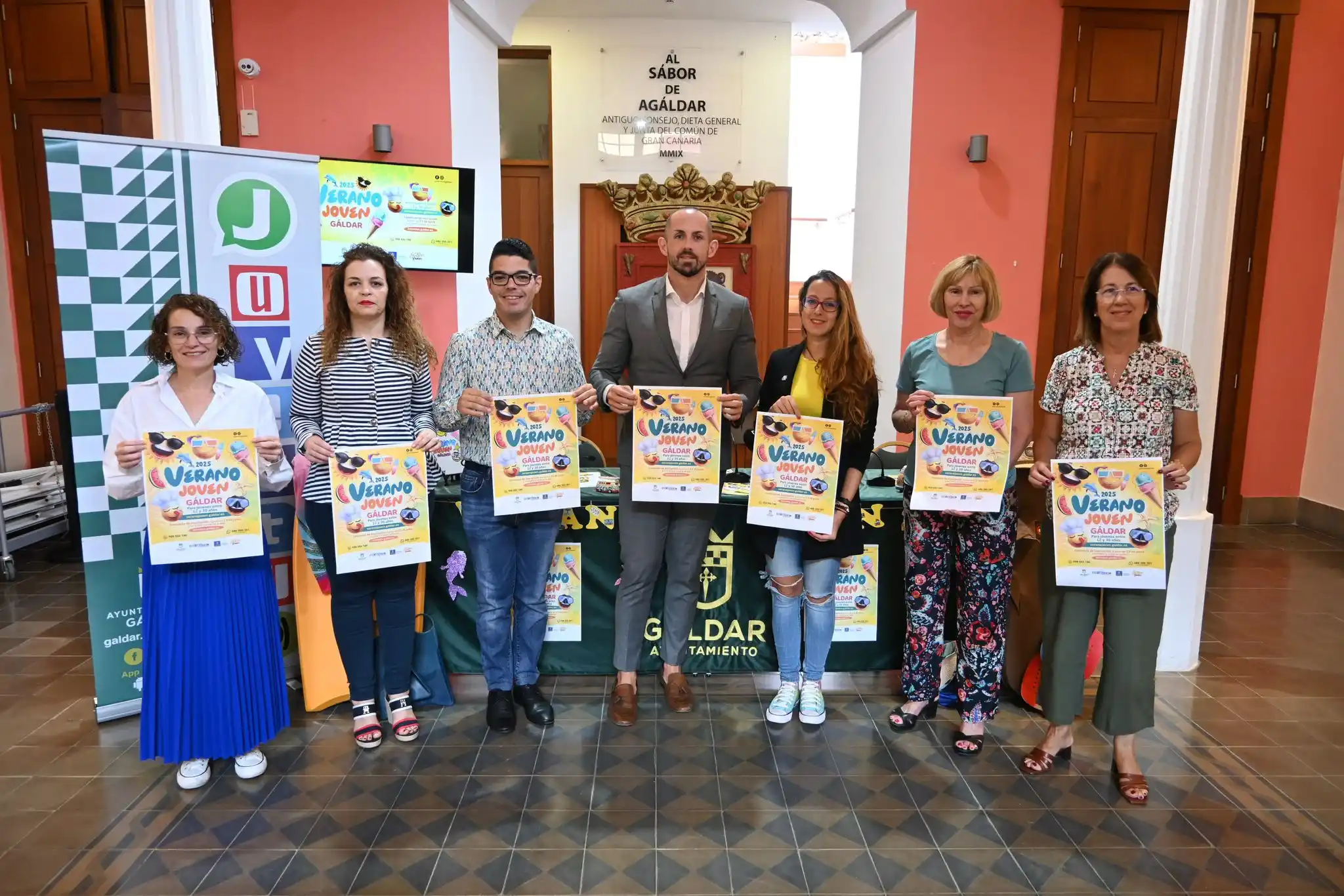 Image from Ayuntamiento de Gáldar: ¡Jóvenes de Gáldar, prepárense para un verano épico! ☀️ El Ayuntamien...