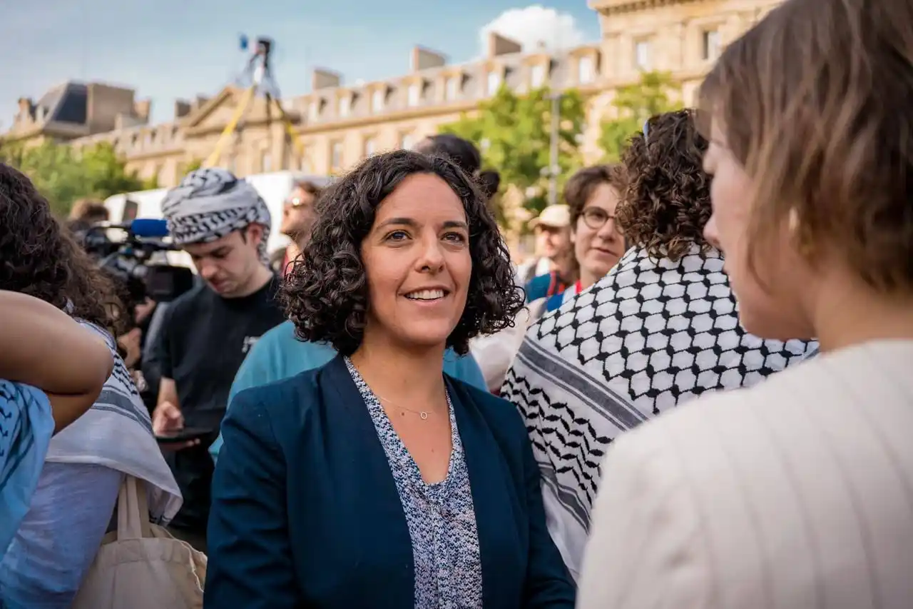 Image from Manon Aubry - Infos et Actus : Libération SANS CONDITIONS de tout l'équipage de la <a class="text-blu...