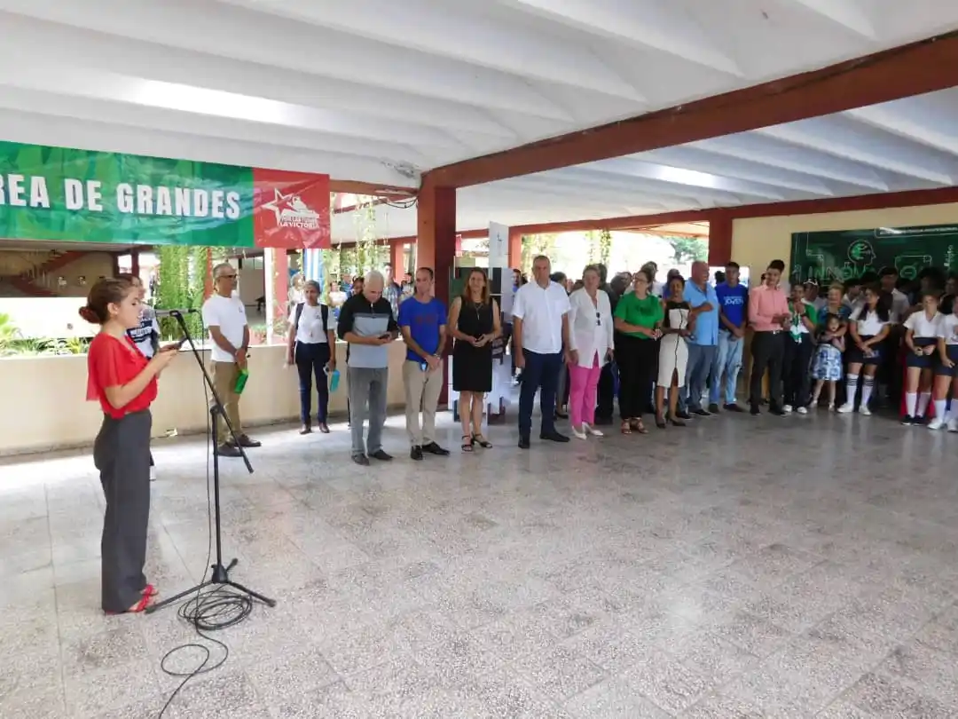 Image from ULTConecta: 😁Los jóvenes miembros del proyecto Ceja a Ceja en la Barranca de Todo...
