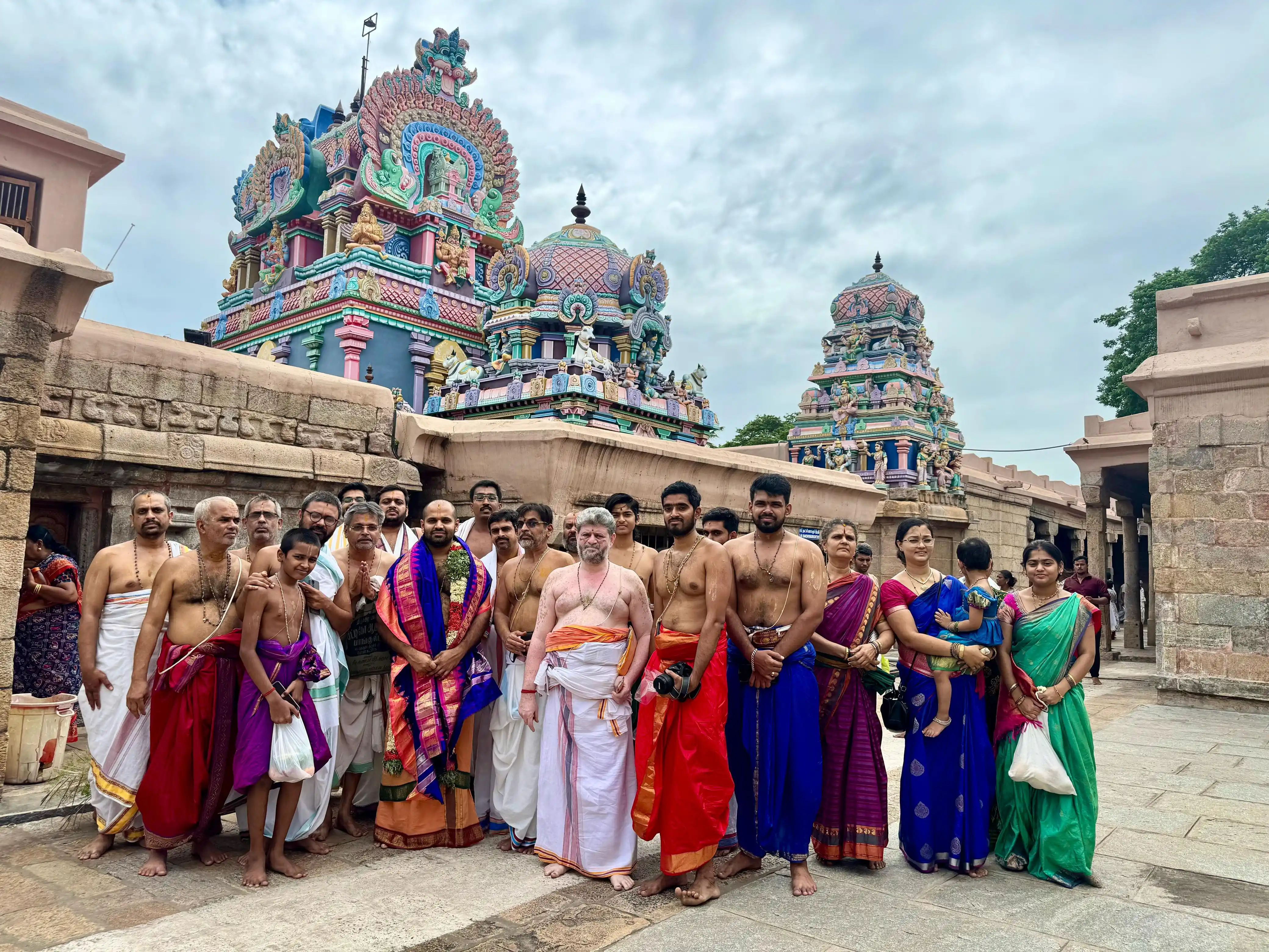 Sode Sri Vadiraja Matha.  post