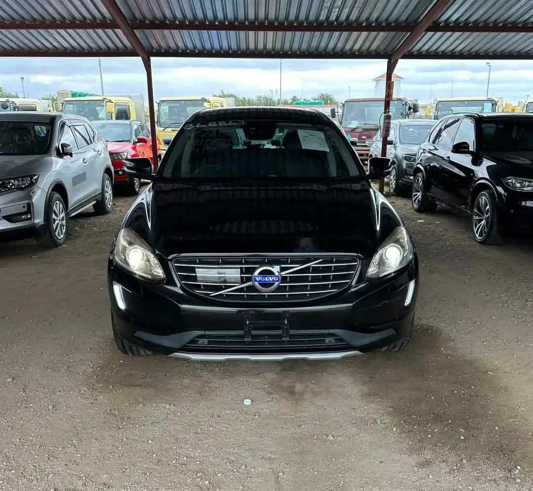Image from Mambo Takue Customs Clearing: Volvo XC60 2016-05 98830 km Diesel engine 2000 cc Leather interior ...