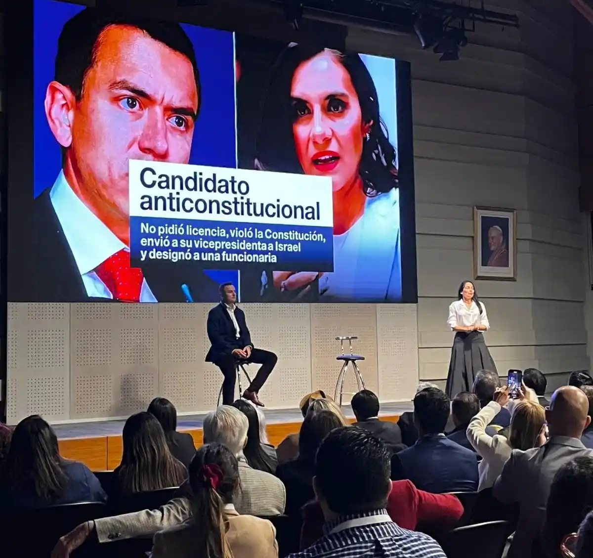 Image from Stereo Rumiñahui RTV: A Luisa González solo le queda presentar su teoría de tinta mágica en ...