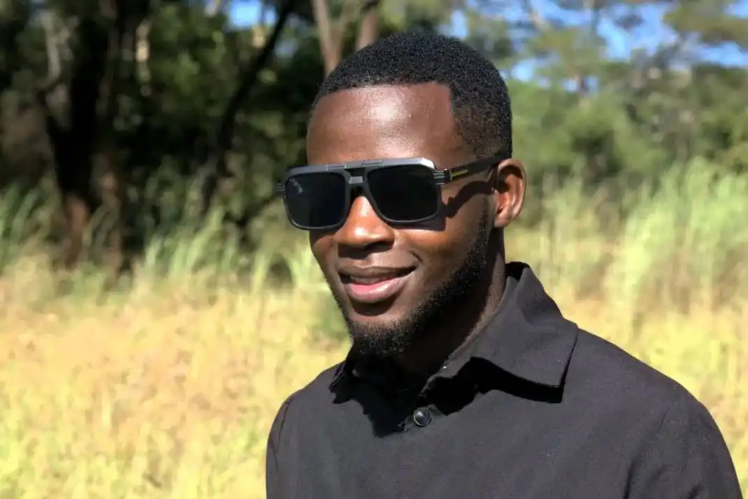 Cloudy Mutangara Official post