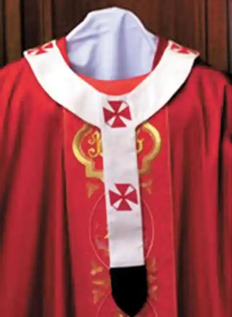 Image from Perú Católico: El Papa León XIV ha decidido retomar la antigua tradición de imponer e...