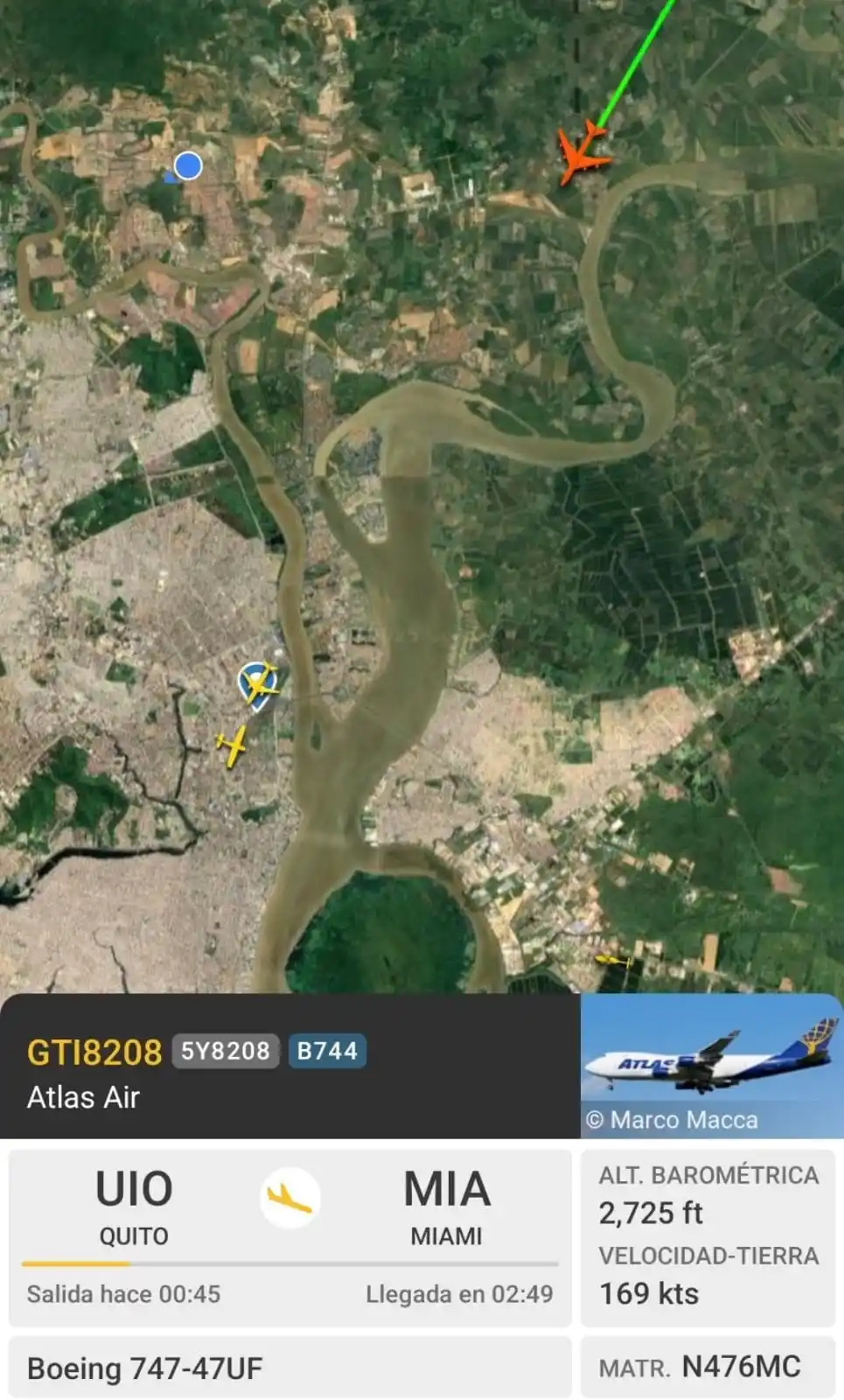 Image from Stereo Rumiñahui RTV: El vuelo GTI8208 del avión de carga Atlas Air, operado por un Boeing 7...