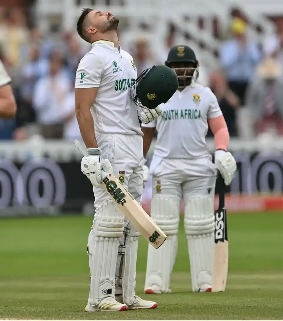Image from Sports Duniya: LADIES & GENTLEMAN MEET: First South African player to score Hundred ...
