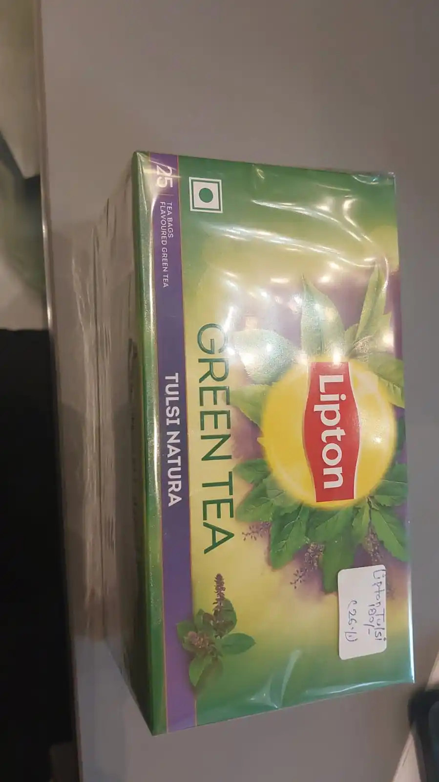 Image from RateOMatic: Lipton tulsi natura Mrp : 180/- Box size : 24 PC Net vol : 25 tea bag*...