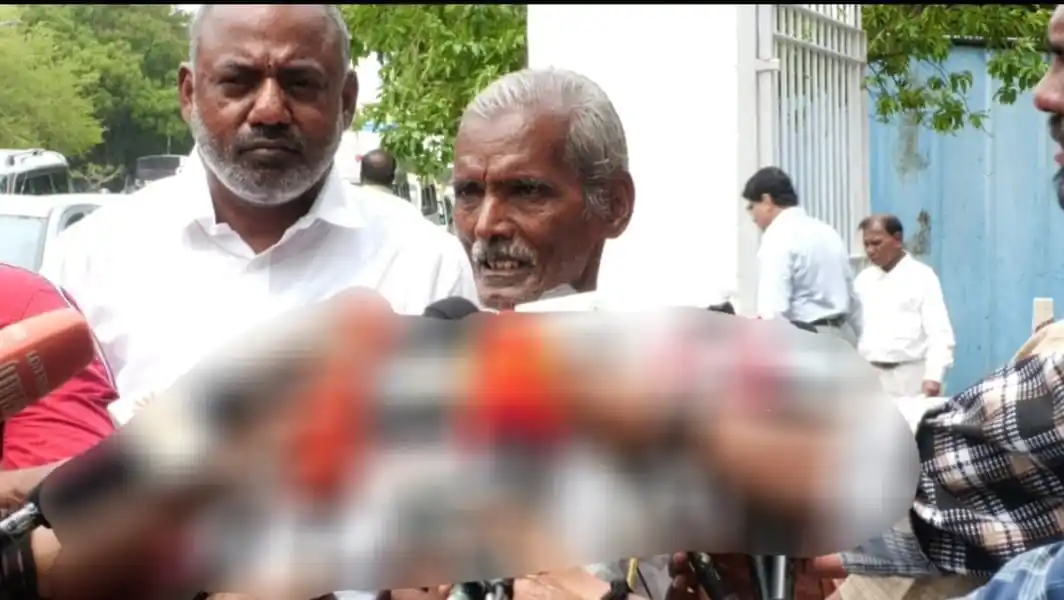 Image from The Great India News: துப்பாக்கியால் சுட்டு கொன்று விடுவதாக திமுகவைச் சேர்ந்த வழக்கறிஞர் முர...