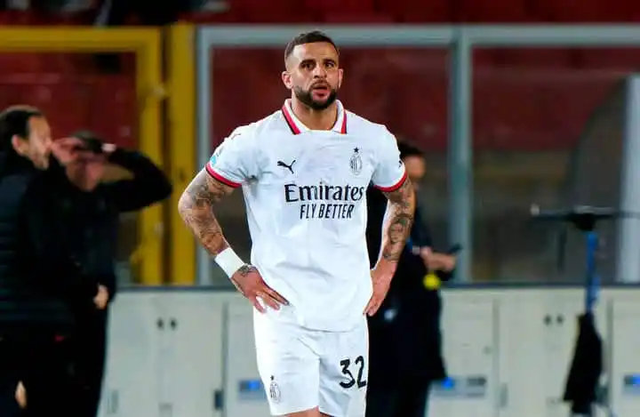 Image from PREMIER LEAGUE LIVE MATCHES & NEWS⚽: 🚨🟡🔵 𝐁𝐑𝐄𝐀𝐊𝐈𝐍𝐆: Fenerbahçe have made serious approach to sign...