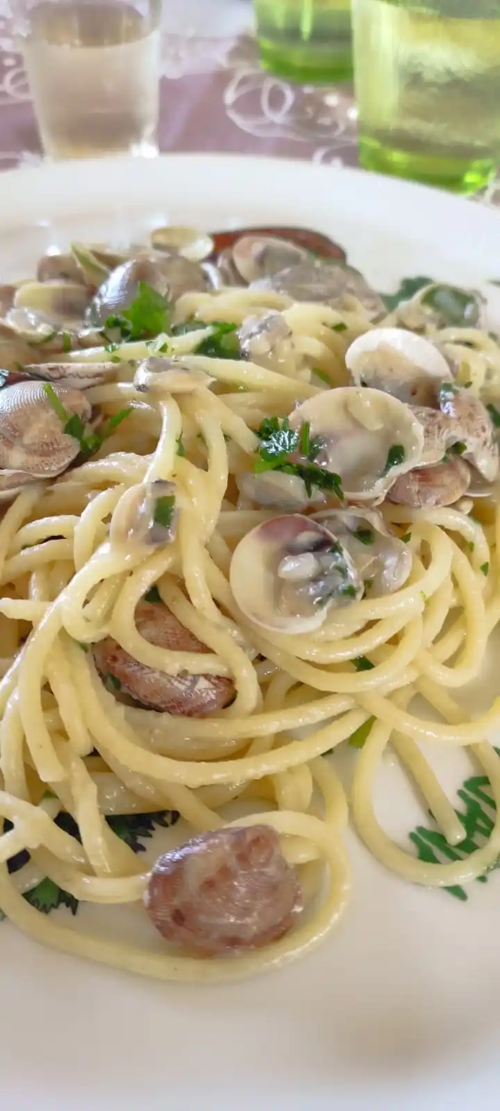 Image from Italian Pasta recipes: Easy and tasty pasta recipe (n. 1085) with clams, onion, garlic, parsl...