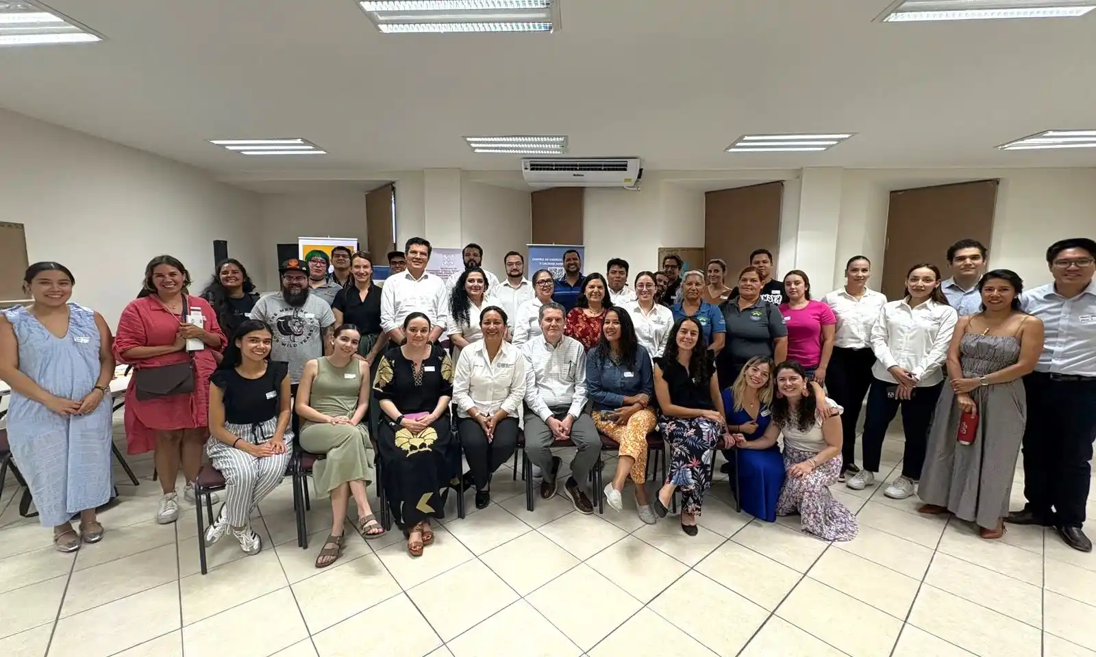 Image from Gobierno de Baja California Sur: _En Baja California Sur, el futuro energético se construye en colectiv...