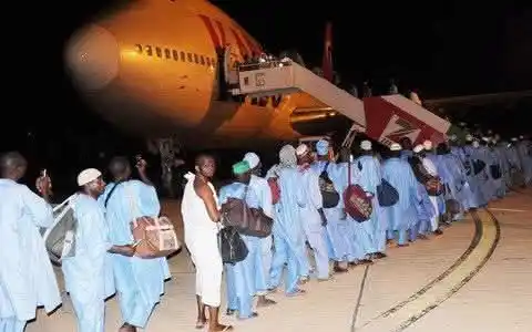 Image from PREMIUM TIMES HAUSA: LABARAN PREMIUM TIMES HAUSA 8 ga watan Yuni, 2025. -------------------...