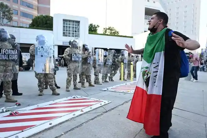 Image from Le Monde: *Los Angeles : un juge fédéral déclare « illégal » le déploiement de l...
