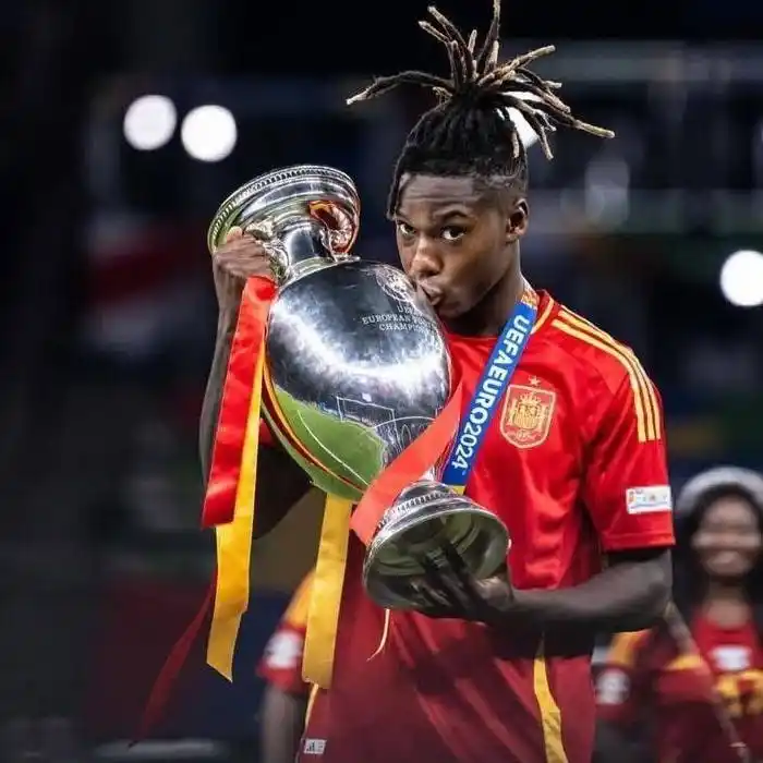 Image from PREMIER LEAGUE LIVE MATCHES & NEWS⚽: 🚨 More on Nico Williams: Barcelona got clear message from the player ...