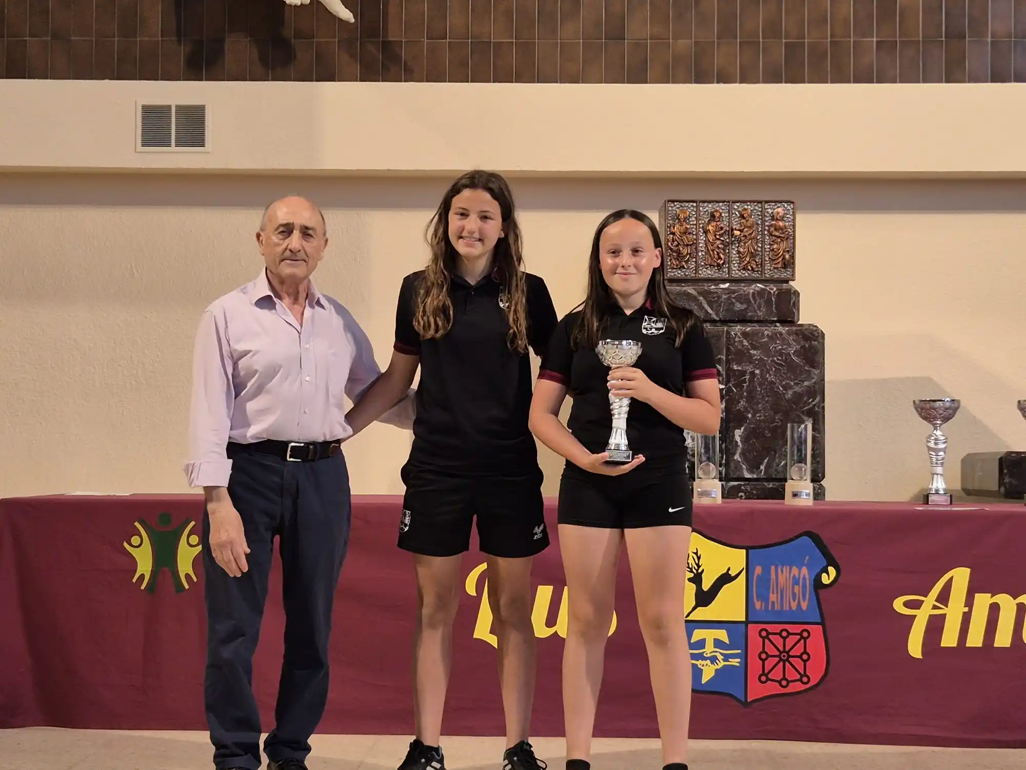 Image from Club Deportivo AmigΓ³ Femenino: ππππππππππππ πππ
πππππ ππππππ ππππππ π...
