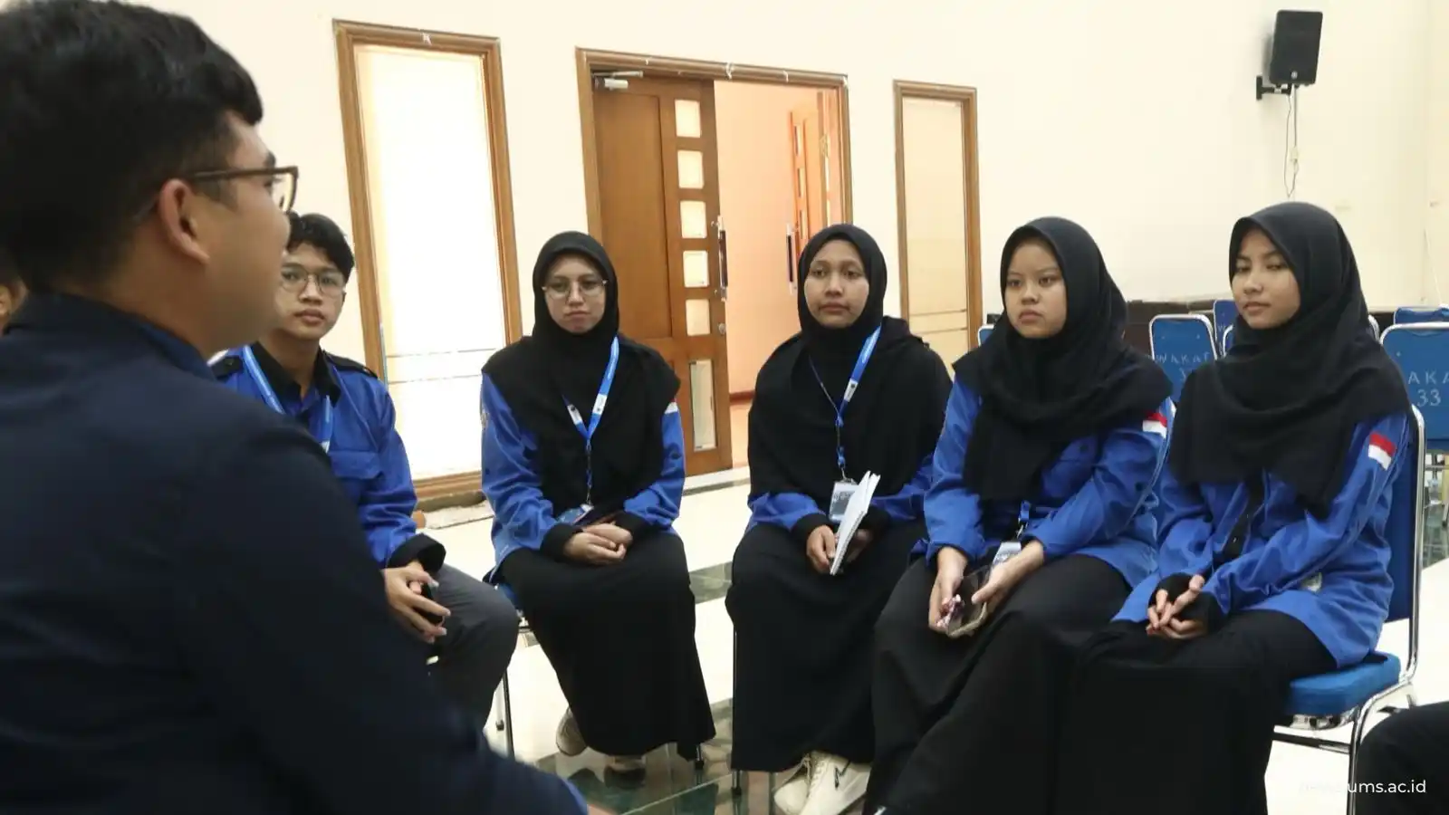 Image from Universitas Muhammadiyah Surakarta (UMS): Tingkatkan Kemampuan Debat Bahasa Arab, UKM NAMLAH UMS Studi Banding k...