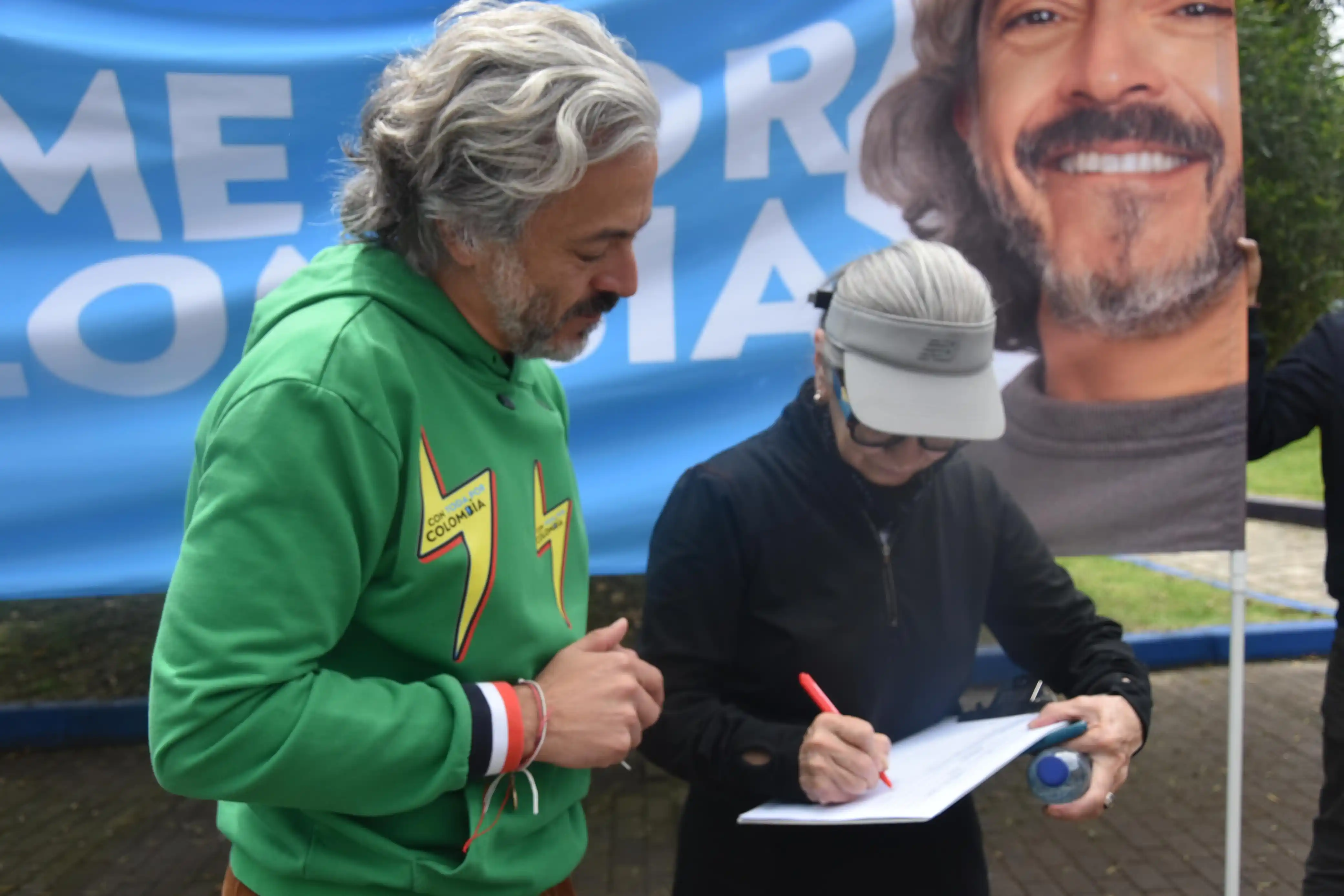 Image from Juan Daniel Oviedo: Yo me debo a Bogotá, acá empezamos un camino que ahora continuamos ⚡️ ...