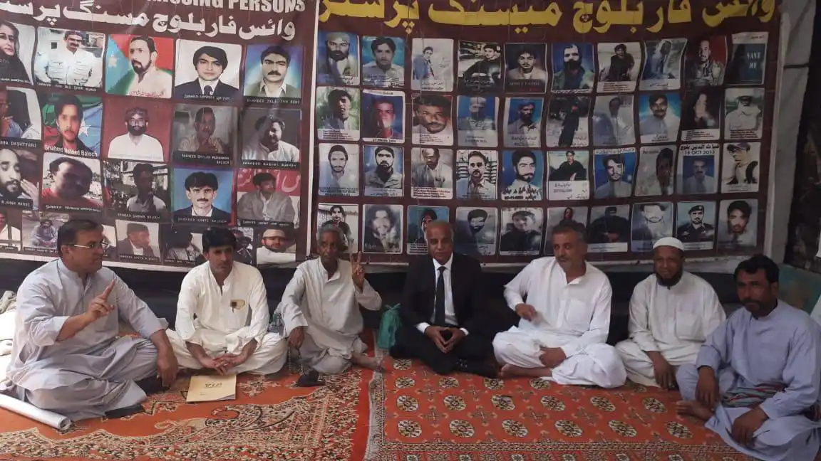 Image from زرمبش اردو | 🎙ZBC: جبری گمشدگیوں کے خلاف وی بی ایم پی کے احتجاج کا 5849 واں دن، بی این پی...