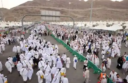 Image from ویکی شیعه (فارسی): *روز ترویه* 🔹 *روز ترویه* در تقویم اسلامی، روز ۸ ذیالحجه است و علت...