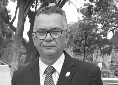 Image from 🇻🇪 NotiHermanos - Red de información para todos los venezolanos: ⛓️🇻🇪 *Detenido arbitrariamente el abogado Tomás Peñaloza* El dirig...