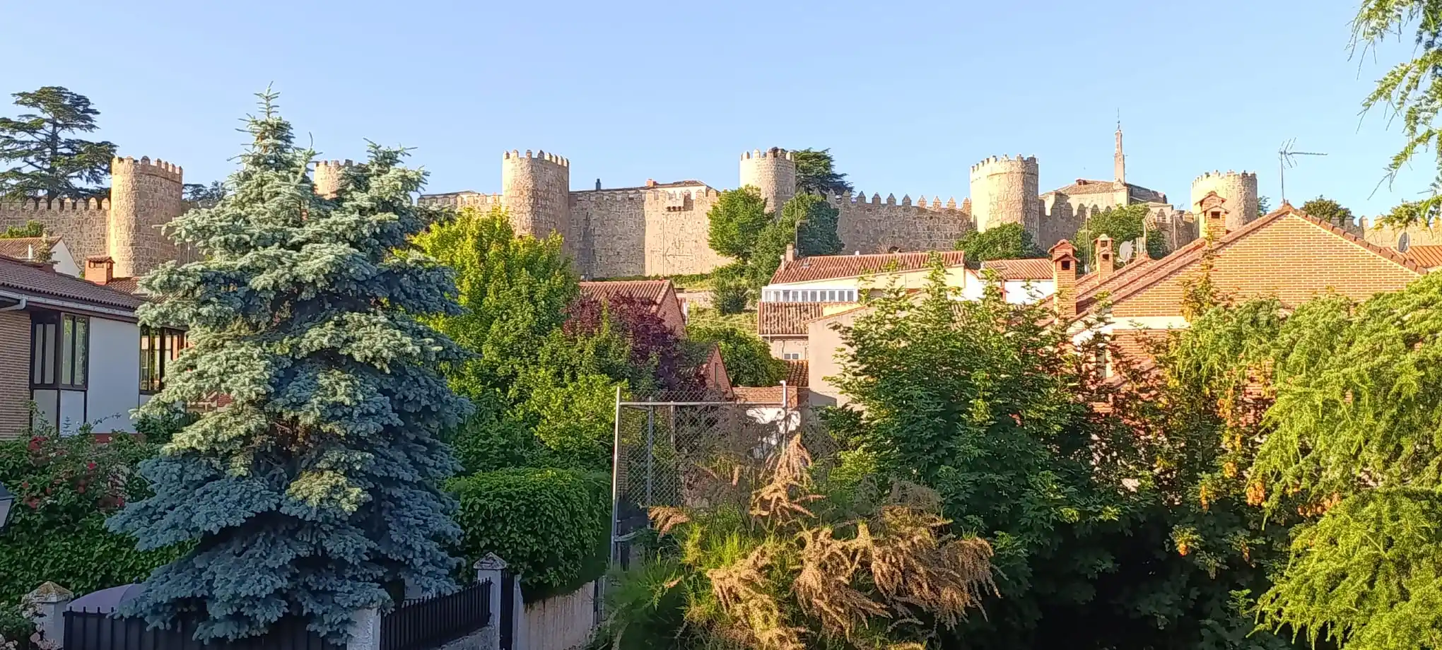 Image from MeteoAvila Canal: 👋 <a class="text-blue-500 hover:underline cursor-pointer" href="/hash...