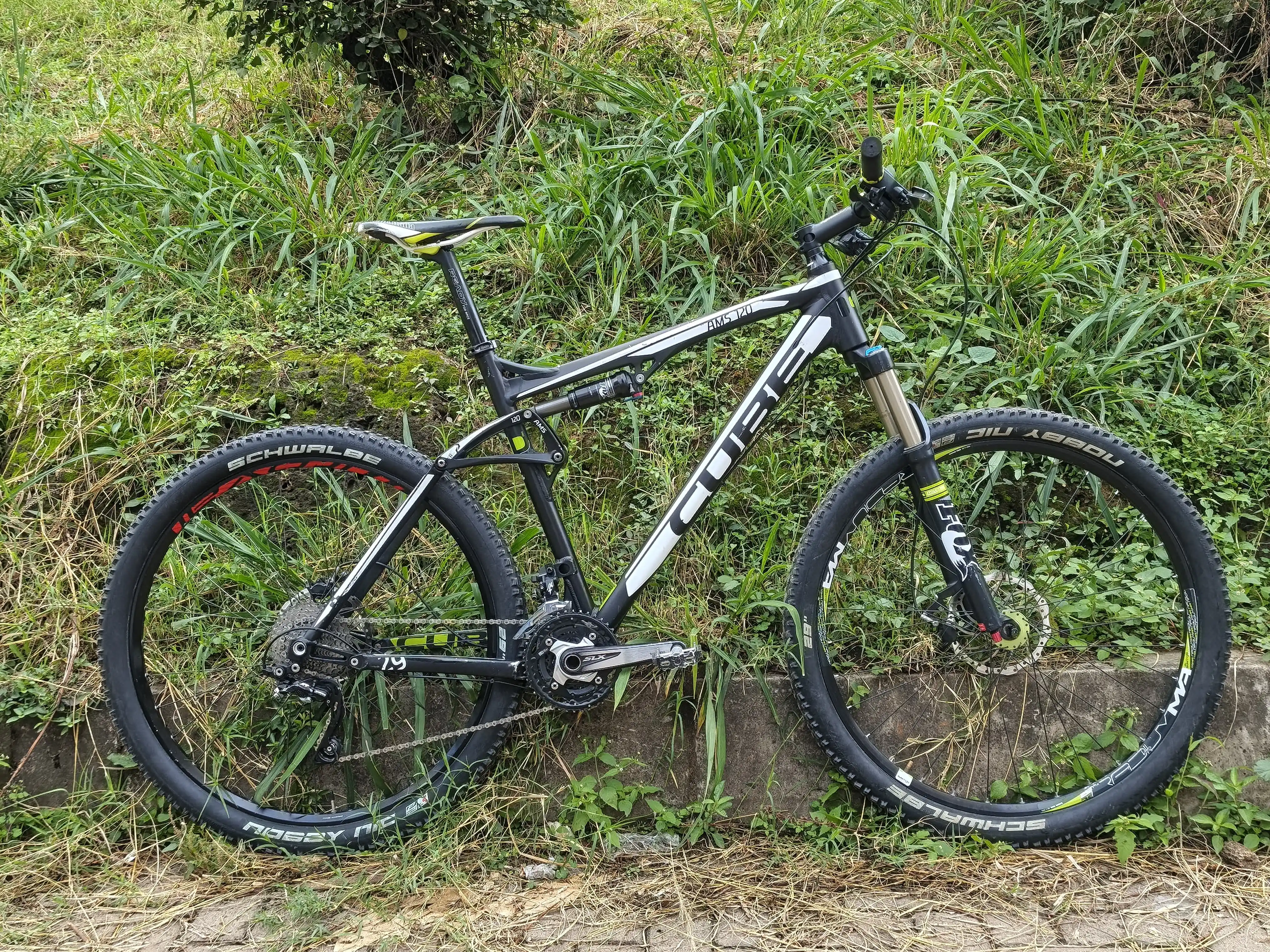 Image from Bikes For Sale In Kenya( Information Zone): CUBE AMS 120 29er Pro Series (race grade) - Shimano slx crankset(pres...