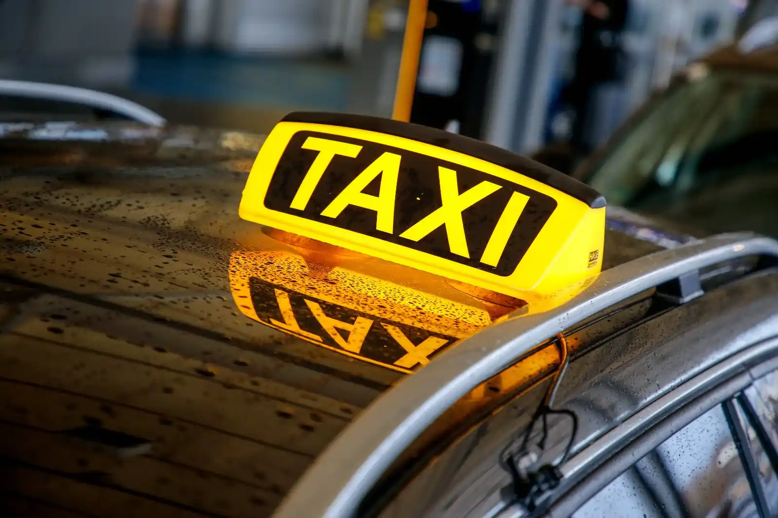 Salzburger Nachrichten post