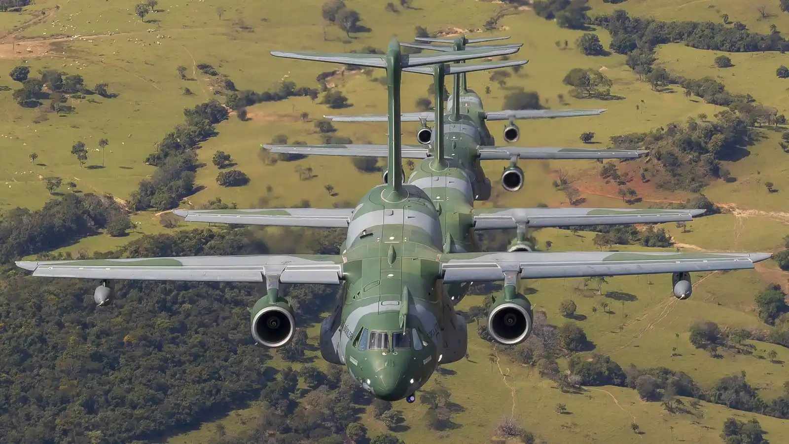 Image from Força Aérea Brasileira: > *Dia do Correio Aéreo Nacional e Dia da Aviação de Transporte* "Lan...
