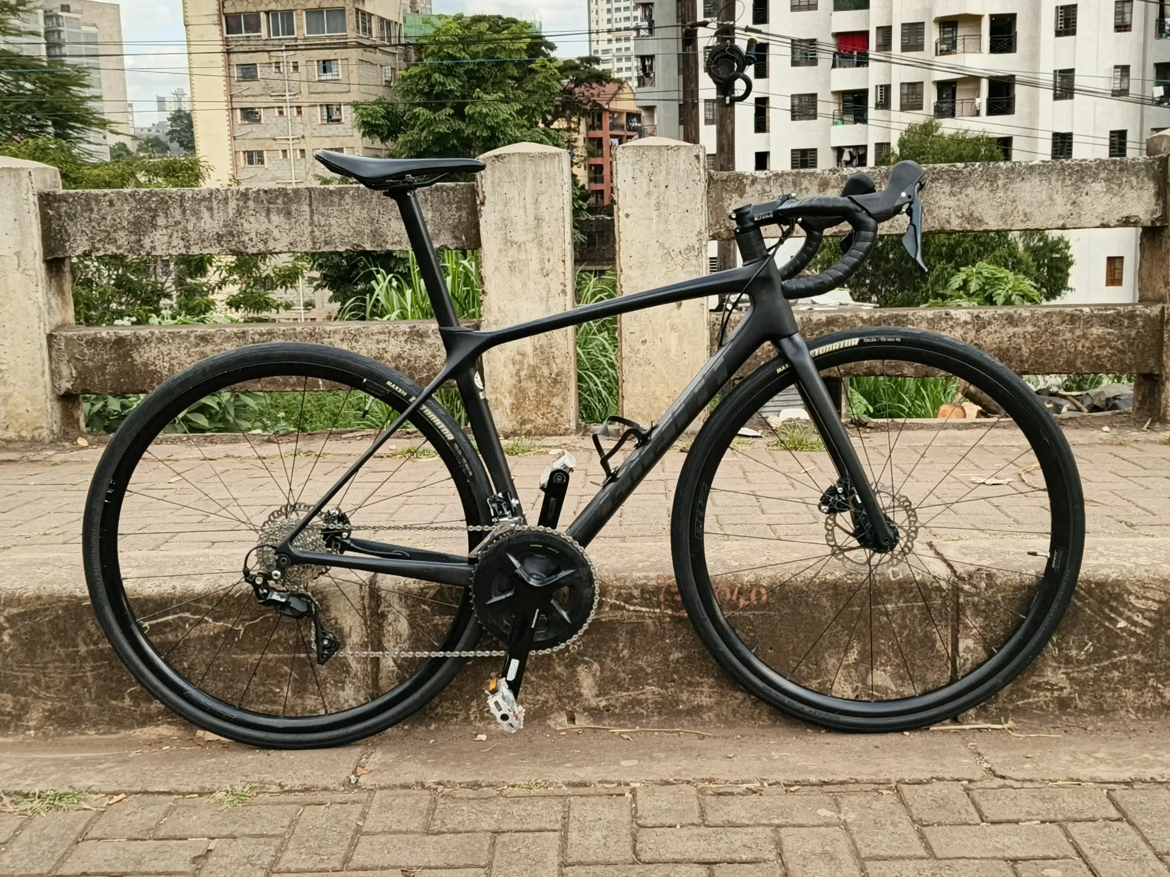 Image from Bikes For Sale In Kenya( Information Zone): Giant TCR Road bike Full carbon race grade bike. Internal cabling f...