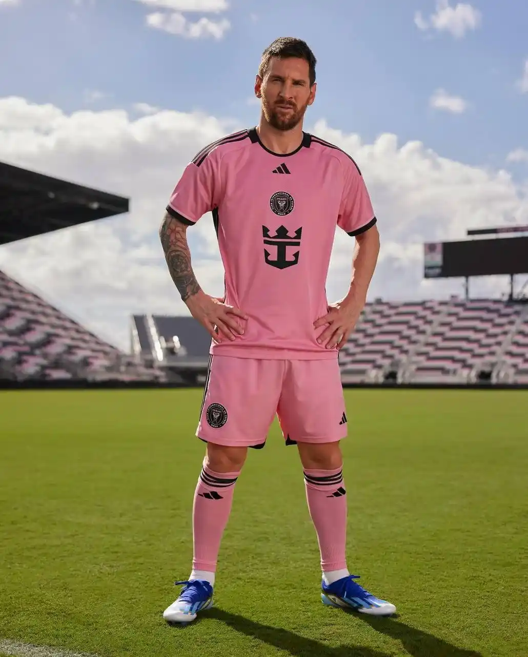 Image from LMFO🔵: *Messi ready to play FCWC* 🏆🔥...