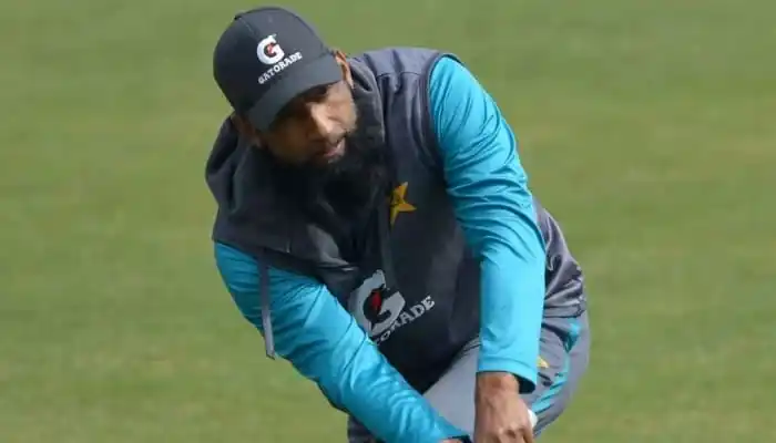 Image from @eagle_cric: Mohammad Yousuf resigns as Pakistan batting coach.. Yousuf tendered h...