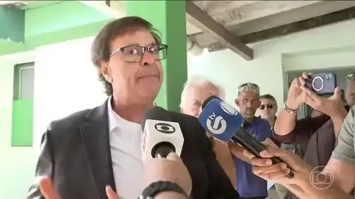 Image from globo.com I Últimas notícias: jornalismo, esporte e entretenimento: 🚨 *MORAES REVOGA PRISÃO DE EX-MINISTRO DO GOVERNO BOLSONARO* _Gilson...