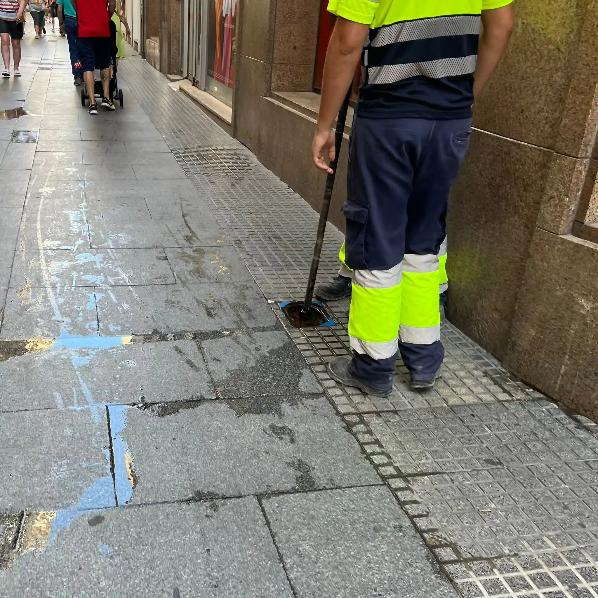 Image from Cádiz Abandonada: ✅ SOLUCIONADO | La empresa pública municipal Aguas de Cádiz la reparac...