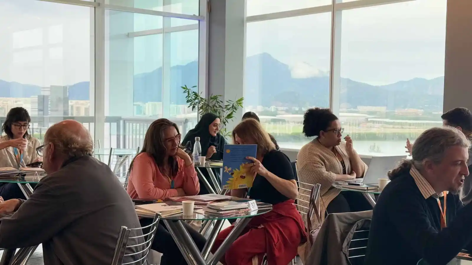 Image from Sharjah24: تواصل جمعية الناشرين الإماراتيين توسيع شبكة علاقاتها الدولية عبر مشارك...