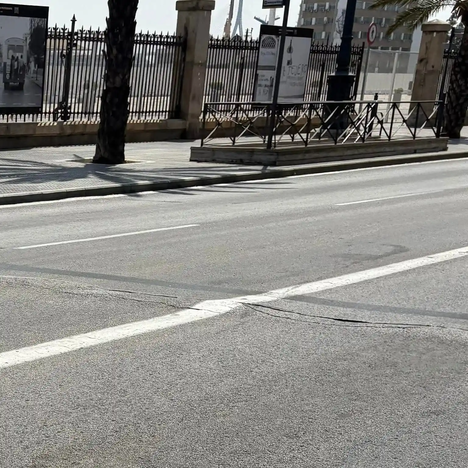 Image from Cádiz Abandonada: 🚧 Una colaboradora denuncia el deplorable estado de conservación de l...