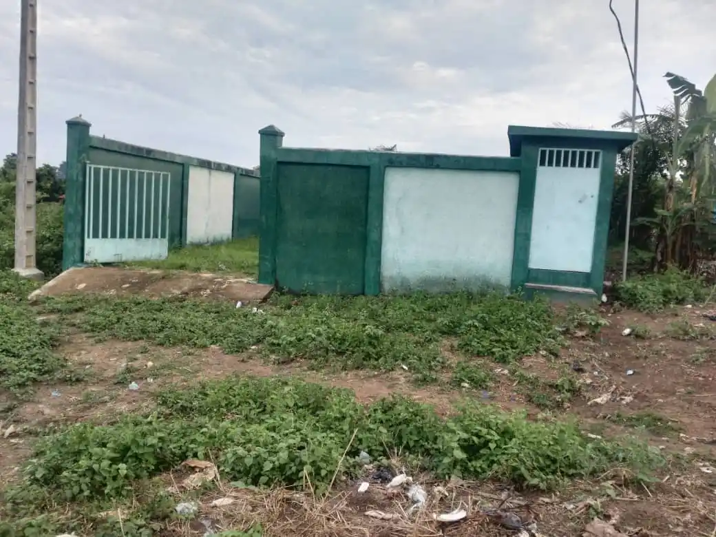 Image from Agence Ivoirienne de Presse: Une pénurie d’eau constatée à Bangolo depuis plusieurs semaines qui le...