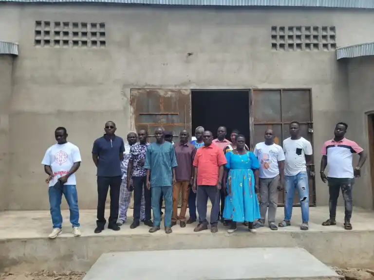 Image from Agence Ivoirienne de Presse: Une usine de transformation du gingembre en construction à Koun-Ahounz...