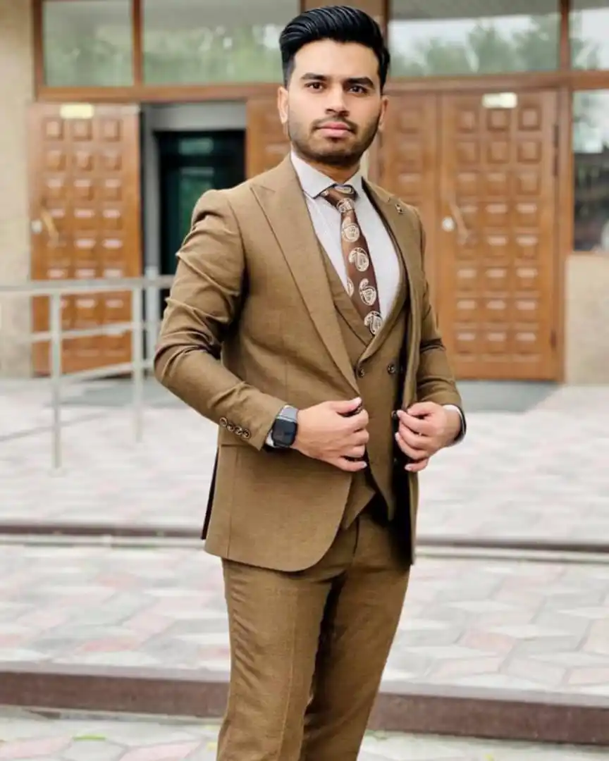 Image from Zaroorat Rishta: 1Lakh sharing dijay Gi *Personal Details* • Name: Muhammad Mohsin Jaha...