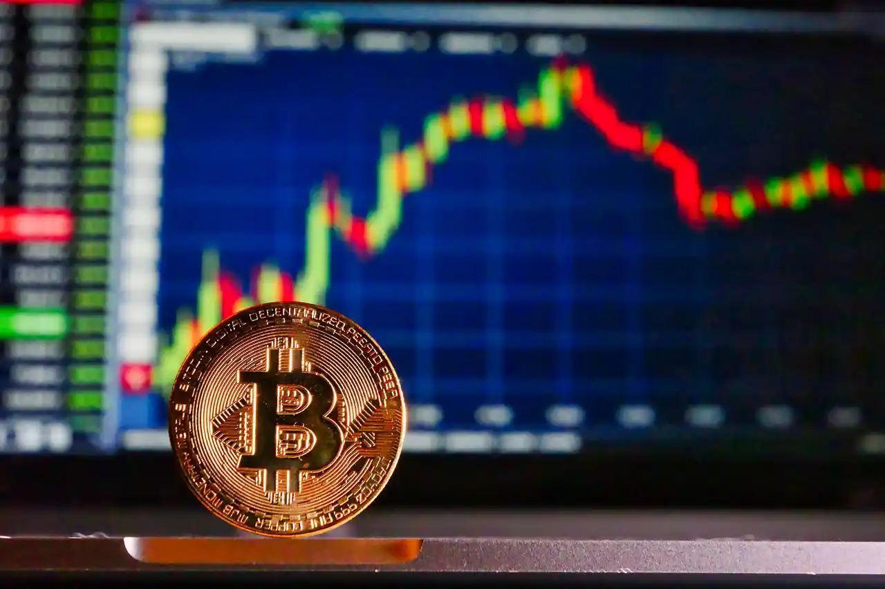 Image from ✅ Crypto • Développement • Blockchain – ClaverCryptoBillions ✅: 📢 [ACTU CRYPTO - 12 JUIN] 🚀 Salut l'équipe ! 💥 Aujourd’hui, le marc...