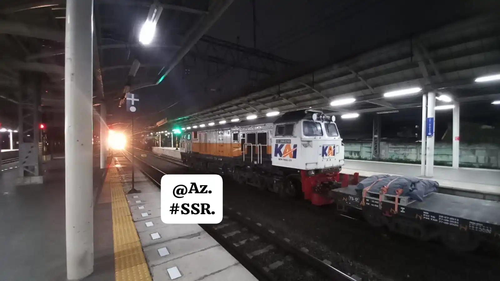 Image from SSR || Seputar Sensus Railfans.: *CC 2061360 CPN ❤️ - KA 2706/2703/2702 BramNambo Service {BBN-SLO-KPB-...