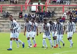 Image from ZimEcho News Channel: *📰Chivhayo gifts Highlanders with US$250,000 sponsorship* Follow Our...