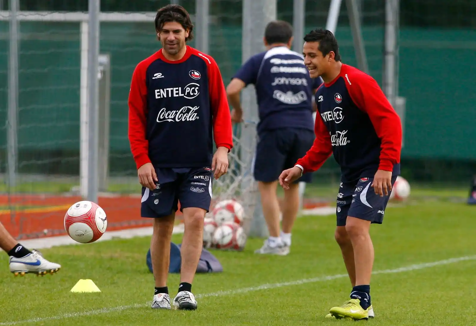 Image from La Magia Azul 🤘🔴🔵 | Universidad de Chile : Dele un consejo a este hombre Matador 🤐...