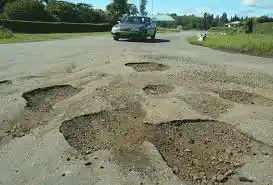 Image from ZimEcho News Channel: *📰Harare fails to procure tar, patches roads with soil* Follow Our C...