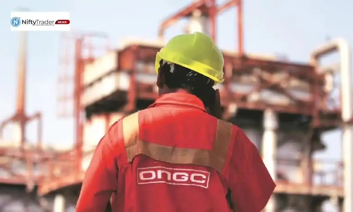 Image from Nifty Trader - V2R Ventures: 📉 HPCL, BPCL, and IOC shares dropped up to 4.5% as crude oil prices j...